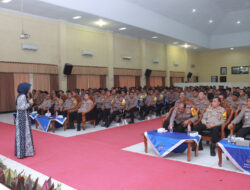 Polres Jember Gelar Pembekalan Psikologi Massa untuk Personel PAM TPS Pilkada 2024