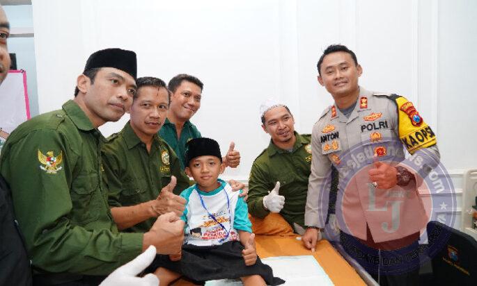 Antusias Warga Sambut Khitan Gratis Polres Ponorogo di Hari Sumpah Pemuda