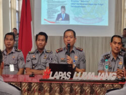 Kalapas II B Lumajang Gelar Sosialisasi Panca Carana Laksya Pemasyarakatan dan Evaluasi Tugas