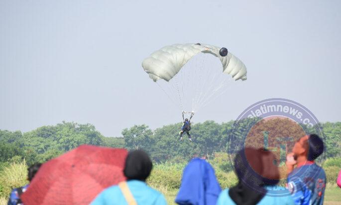 Berikan Dukungan Moril, Dankodikmar Tinjau Accelerated Free Fall Kowal 2024