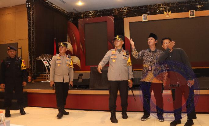 Polres Kediri Kota Terjunkan Ratusan Personel, Debat Pamungkas Pilkada 2024 Berlangsung Kondusif