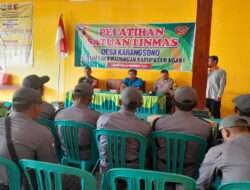 Babinsa Koramil Kwadungan Beri Pembekalan untuk Membentuk Linmas yang Tangguh