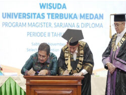 Wujudkan SDM Unggul, UT Medan dan Dinas Pendidikan Sumut Teken MoU di Acara Wisuda