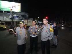 Polres Situbondo Bersama TNI Gelar Patroli Pasca Hasil Quick Count, Antisipasi Gesekan Antar Pendukung Paslon