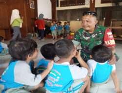 Sambangi PAUD Laily Purwodiningratan, Binaan Berinteraksi dan Memotivasi Anak Untuk Lebih Mengenal TNI