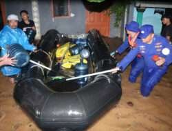 Polres Malang dan Tim Gabungan Gerak Cepat Tangani Banjir Warga Diminta Tetap Waspada