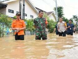 Banjir Telan Dua Korban Jiwa, Dandim Ponorogo Turut Dampingi Pj. Gubernur Jatim Turun ke Wilayah Terdampak