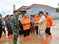 Bencana Banjir Ponorogo, Dandim Ponorogo Dampingi Kepala BNPB Tinjau Pengungsi dan Lokasi Terdampak