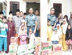 Perhatian dan Peduli Anak Yatim dan Santri, Kodiklatal Beri Santunan