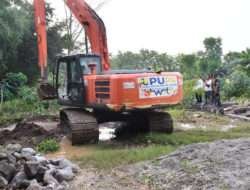 Sinergi Pasca Banjir Ponorogo, TNI – Polri dan Semua Elemen Kebut Selesaikan Tanggul Jebol