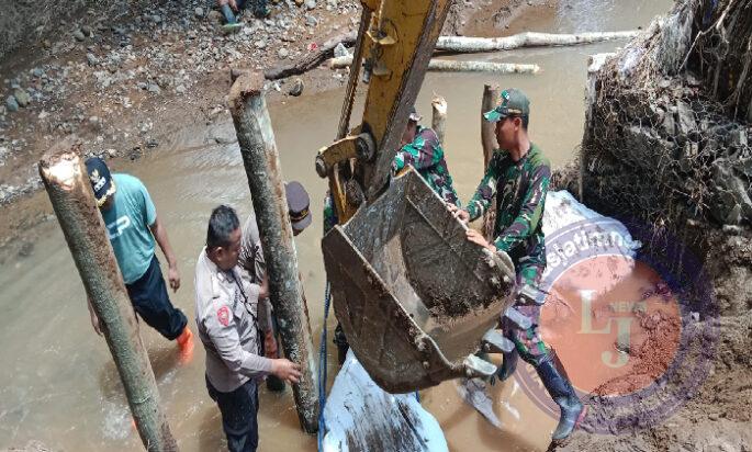 Tanggul Jebol dan Jembatan Terdampak Banjir Jadi Target Karya Bakti Kodim Ponorogo dan Unsur Terkait