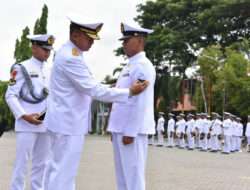 Dankodiklatal Lantik 300 Siswa Diktukba TNI AL Angkatan 55 Jadi Sersan Dua