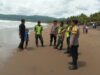 Pastikan Keselamatan Saat Libur Tahun Baru, TNI-Polri Gelar Patroli di Pantai Pelang, Trenggalek