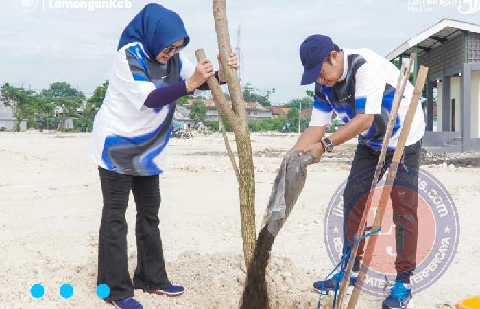 Tingkatkan Ruang Terbuka Hijau, Ratusan Pohon Ditanam di Kagama