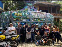 Stikosa AWS dan Ecoton Foundation Adakan Work Shop Komunikasi Lingkungan