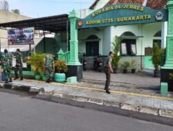 Jadikan Pangkalan Rapi dan, Anggota Koramil 04/Jebres Lakukan Pembenahan dan Perawatan