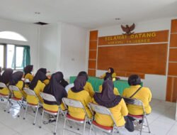 Tumbuhkan Rasa Kebersamaan, Persit Ranting 05 Koramil 04/Jebres adakan Pertemuan Rutin dan Olah raga Jalan Sehat