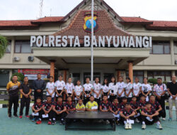 Kapolresta Banyuwangi Lepas Atlet Bola Voli U-15 Menuju Kejurprov Jatim di Sidoarjo