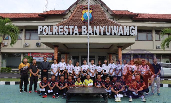 Kapolresta Banyuwangi Lepas Atlet Bola Voli U-15 Menuju Kejurprov Jatim di Sidoarjo