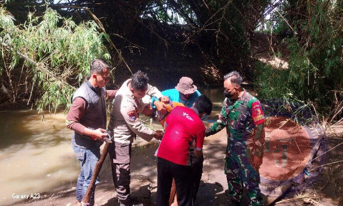 ODGJ Meresahkan Warga, Babinsa Kodim Ponorogo Langsung Amankan