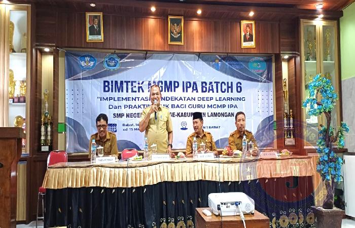 Guru-guru IPA Antusias Ikuti Bimtek Deep Learning di Kabupaten Lamongan