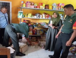 Pastikan Harga Bahan Pangan Stabil, Babinsa Pantau Perkembangan Harga Sembako