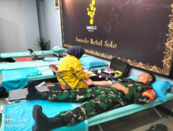 Danramil 03/Serengan dan Babinsa Jayengan Ikut Berkontribusi  Donor Darah