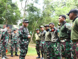 Dirdok Kodiklatal Tinjau Lanjutan Lattek Berganda Siswa Dikmata AL Angkatan 44/2