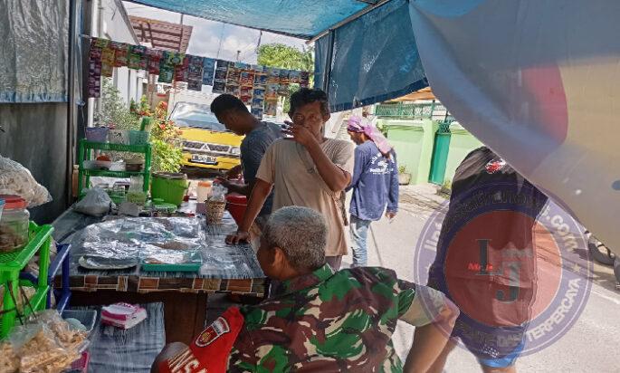 Warung kopi angkringan dijadikan sarana Komsos Babinsa Serengan