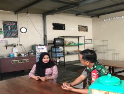 Yakinkan Wilayah Tetap Aman Pasca Perayaan Imlek, Babinsa Kepatihan Wetan Gencar Sambang Warga