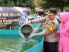 Kapolres Sumenep Tabur 12 Ribu Benih Ikan, Dukung Program Ketahanan Pangan