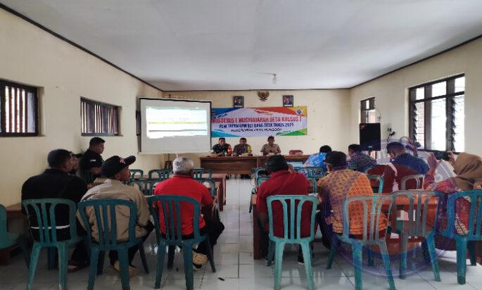 Hadiri Rapat Penetapan BLT, Ini Harapan Babinsa Koramil 0801/01 Pacitan