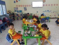 Peran Aktif Babinsa Sudiroprajan Bantu Pendistribusian Makanan Bergizi Gratis di Wilayah Binaannya