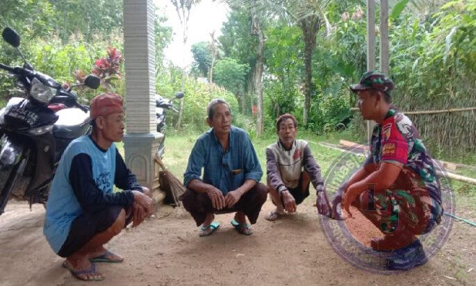 Babinsa Bodag Hadir di Tengah Warga, Eratkan Kebersamaan Lewat Komsos