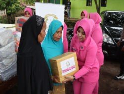 Polres Pasuruan Salurkan Bantuan untuk Korban Pergeseran Tanah di Purwodadi