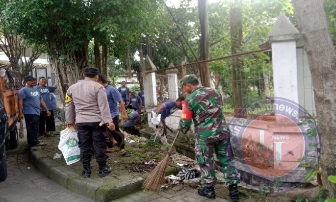 Terjawab…!! Ternyata Ini Rahasianya, Babinsa Nusukan dalam Menciptakan Lingkungan yang Bersih dan Sehat