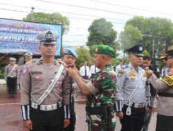 Sinergi TNI-Polri Wujudkan Jalanan Aman: Operasi Keselamatan Semeru 2025 Resmi Dimulai di Trenggalek
