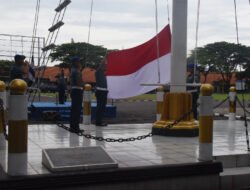 Tunjukkan Semangat Cinta Tanah Air, Dirum Kodiklatal Pimpin Upacara Bendera