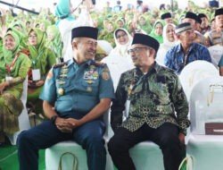 Dankodiklatal Hadiri Pembukaan Kongres XVIII Muslimat NU Di Jatim