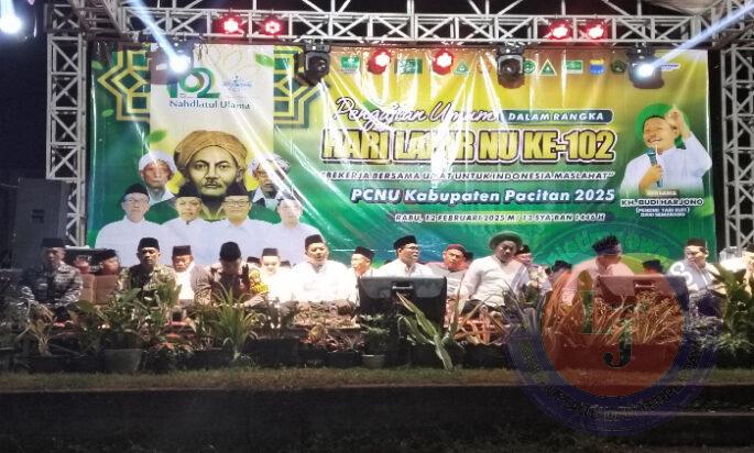 Dandim 0801/Pacitan Beserta Unsur Forkopimda Hadiri Pengajian Umum Peringatan HARLAH Ke-102 NU