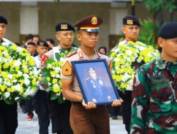 Kabareskrim Pimpin Upacara Pemakaman Eks Wakapolri Komjen (Purn) Syafruddin