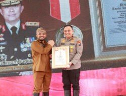 Polda Jatim Terima Penghargaan ‘Hakaryo Guno Mamayu Bawono’ dari Pemkot Batu