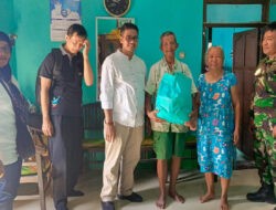 Wujud Kepedulian, Babinsa Banjarsari Bersama Bhabinkamtibmas dan Lurah Berikan Bantuan Sembako