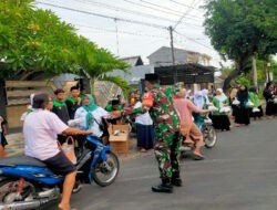 Peduli Sesama, Babinsa Karangjati Berbagi Takjil di Bulan Suci Ramadan