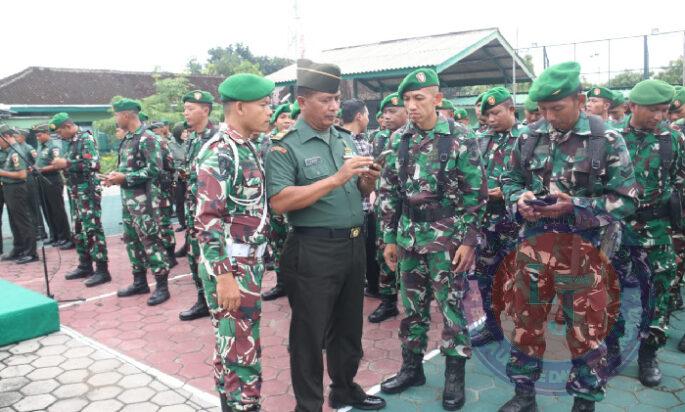 Cegah Judi Online di Kalangan Prajurit, Kodim Ngawi Gelar Pemeriksaan Handphone Secara Rutin