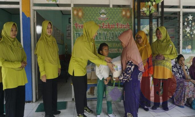 Peduli Sesama, Persit KCK Cabang XIX Dim 0805 Ngawi Berbagi Berkah di Bulan Suci Ramadhan