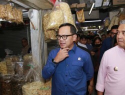 Cek Harga Pangan di Pasar Kosambi, Wamendagri Bima: Secara Keseluruhan Tidak Ada Gejolak Harga