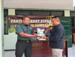 Barbagi Kebahagiaan di Bulan Ramadan, Kodim Ponorogo Salurkan Zakat Kepada Masyarakat