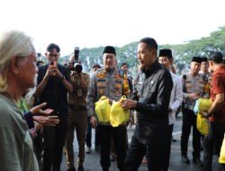 Pasca Aksi Demo Polresta Malang Kota dan Forkopimda Bersama GMNI Jatim Kerja Bakti dan Berbagi Sembako