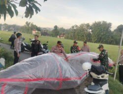 Patroli Balon Udara Idul Fitri 1446 H, Babinsa Kodim Ponorogo Ikut Temukan Balon dan Petasan